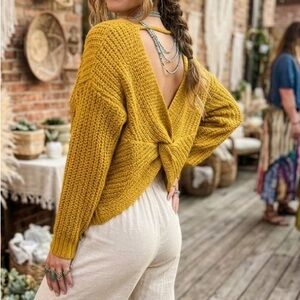 Yet Again Mustard Yellow Twist Back Sweater Alpaca Wool Blend Chunky Knit M
